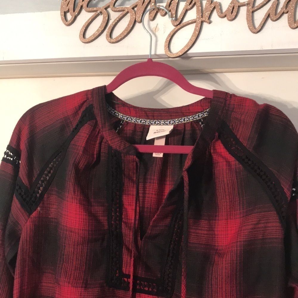 Plaid Top - Picture 2 of 4